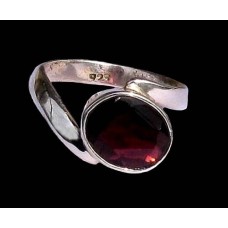 Indian silver jewellery - Indian Garnet Ring Indian silver jewellery - Indian Garnet Ring