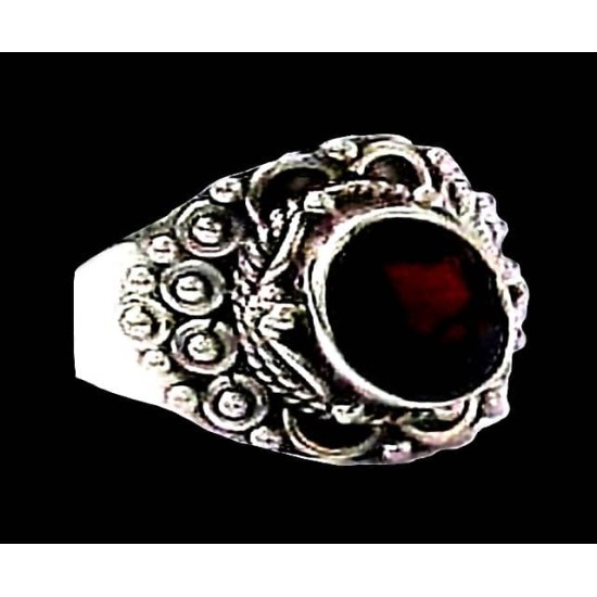 Indian silver jewellery - Indian Garnet Ring,Indian rings