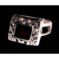 Indian silver jewellery - Indian Garnet Ring