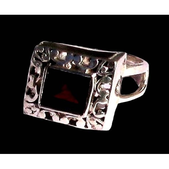 Indian silver jewellery - Indian Garnet Ring,Indian rings