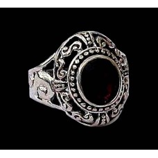 Bijoux indiens - Bague Grenat - Bague indienne Bijoux indiens - Bague Grenat - Bague indienne