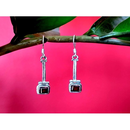 Indian silver jewellery - Indian Garnet Earrings (BO-GR-186) Indian silver jewellery - Indian Garnet Earrings,Indian Earrings