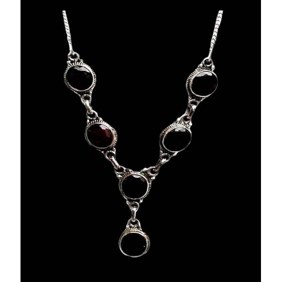 Indian jewelry - Garnet silver Indian necklace