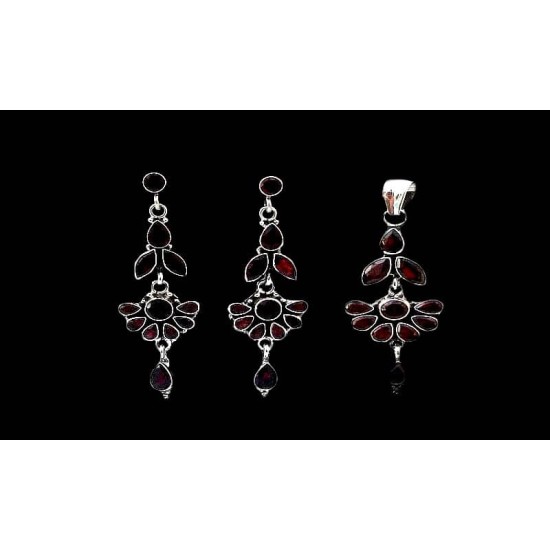 Indian silver jewellery - Indian Garnet Pendant set,Silver Pendant set and stones