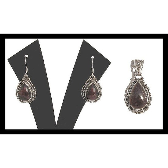 Indian silver jewellery - Indian Garnet Pendant set,Indian Pendant set