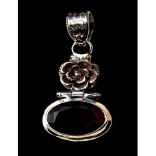 Bijoux indiens - Pendentif indien - Grenat Bijoux indiens - Pendentif indien - Grenat