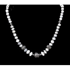 Bijoux indiens - Création Collier Métal et Pierre de Lune Bijoux indiens - Création Collier Métal et Pierre de Lune