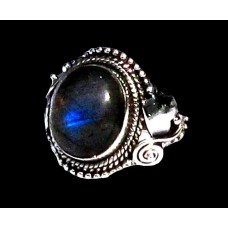 Bague indienne en argent et Labradorite - Bijoux indiens Bague indienne en argent et Labradorite - Bijoux indiens