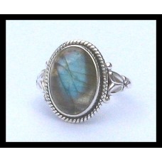 Bague indienne en argent et Labradorite - Bijoux indiens Bague indienne en argent et Labradorite - Bijoux indiens