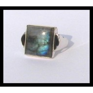 Bague indienne en argent et Labradorite - Bijoux indiens Bague indienne en argent et Labradorite - Bijoux indiens