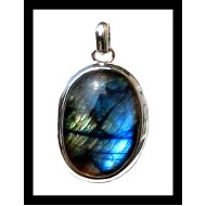 Spectrolite Indian Silver Pendant - Indian Jewelry