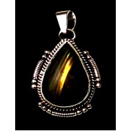 Spectrolite Indian Silver Pendant - Indian Jewelry