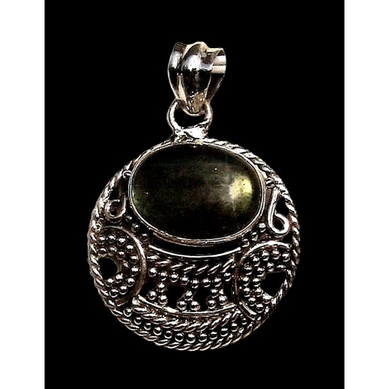 Indian silver jewellery - Spectrolite Indian Pendant,Indian Pendants