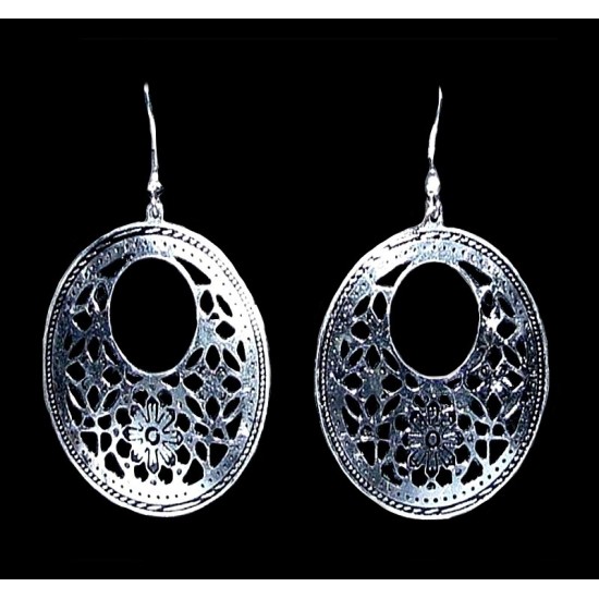 Metal Earrings,White metal earrings