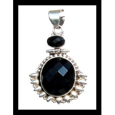 Silver and onex pendant - Indian handcrafted jewelry Silver and onex pendant - Indian handcrafted jewelry