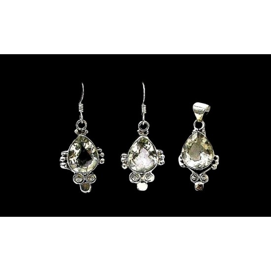 Indian silver jewellery - Indian Quartz Pendant set,India Pendant set