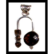 Bijoux indiens - Création Pendentif Quartz Fumé Bijoux indiens - Création Pendentif Quartz Fumé
