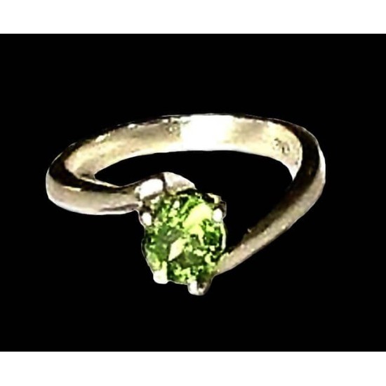 Indian silver jewellery - Indian Peridot Ring,Indian rings