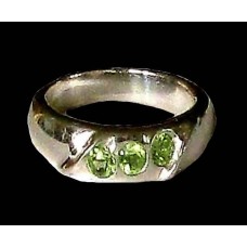 Bague Péridot - Bague indienne en argent - Bijoux Inde Bague Péridot - Bague indienne en argent - Bijoux Inde