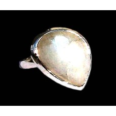 Bague indienne argent et Pierre de Lune - Bijoux indiens Bague indienne argent et Pierre de Lune - Bijoux indiens