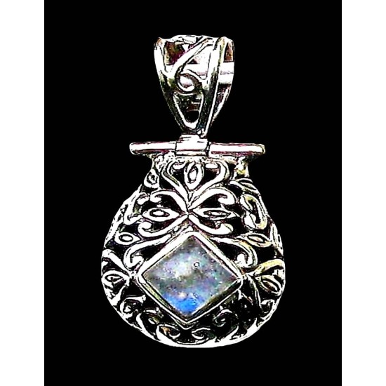 Indian silver jewellery - Indian Labradorite Pendant,Indian Pendants